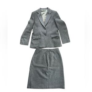 Vintage Tweed 2 Piece Skirt Suit 100% Wool